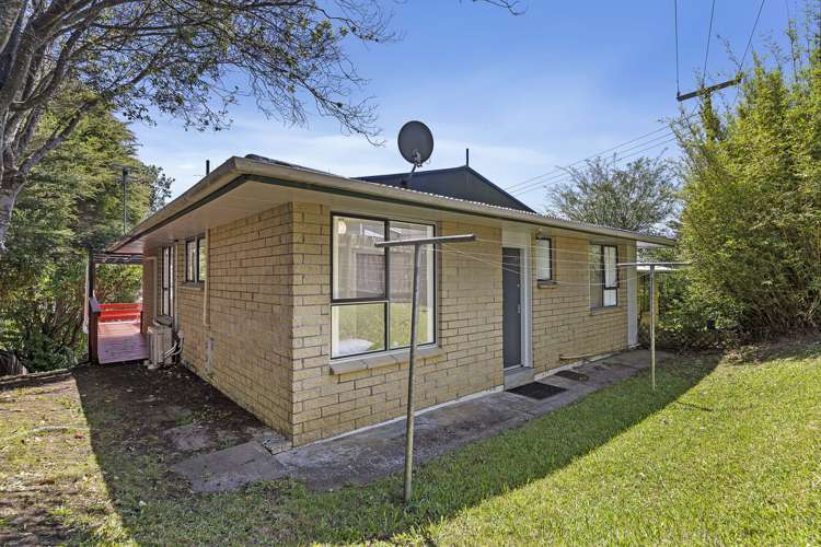 2/80a Captain Scott Road Glen Eden_7