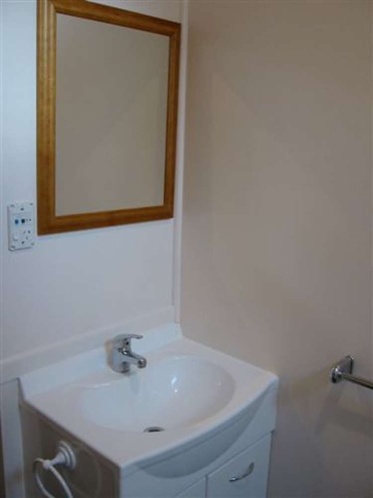 16A Normanby Street Newtown_14