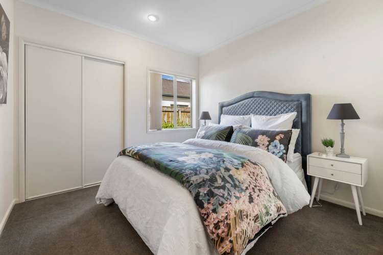 10 Glencalder Place Wattle Downs_12