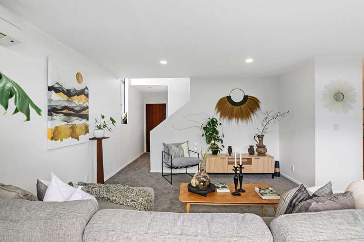 6/61A Birkdale Road_4