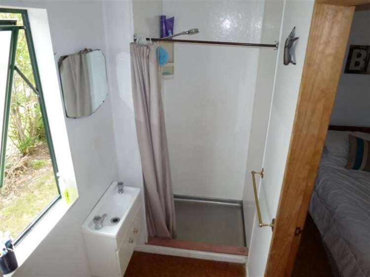 214 Patuwai Drive Whangamata_10