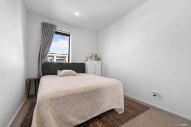 207/77 Hobsonville Point Road_1