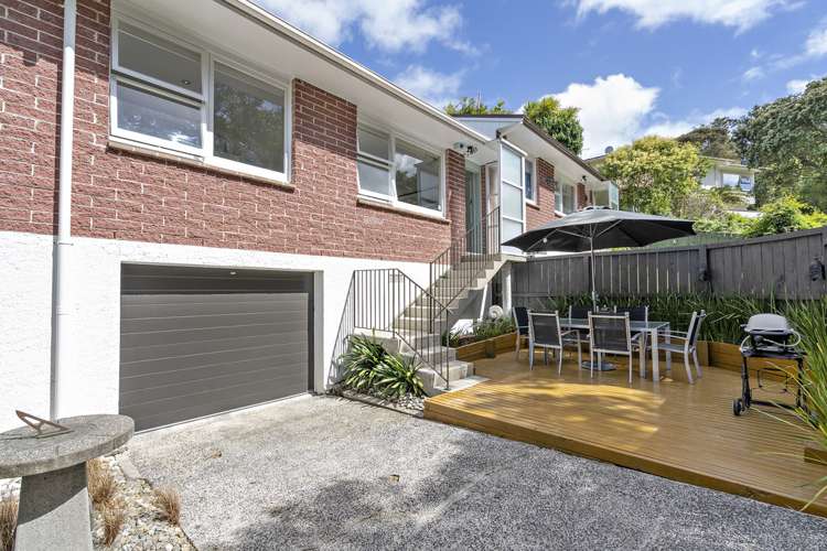 2/6 Kororo Street Northcote_9