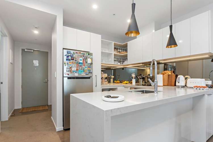 323/27 Enfield Street Mount Eden_11