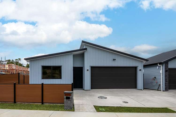 18 Furlough Road Opaheke_0