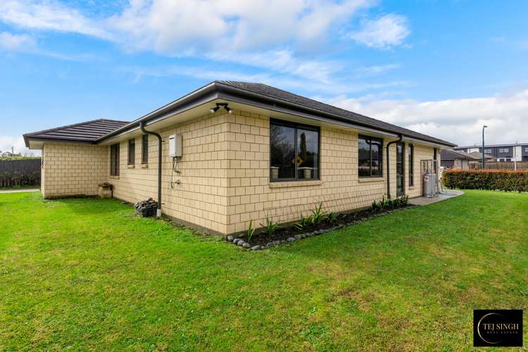 1 Captain Mitchell Drive Opaheke_16