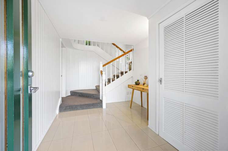 44 Gibbs Crescent Red Hill_1