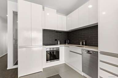204/81 Mapou Road_3