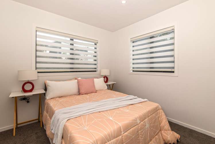 2/14 Eastcliffe Road Castor Bay_6