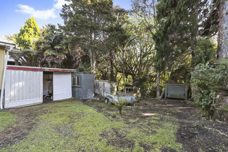 35 Tane Road Laingholm_13