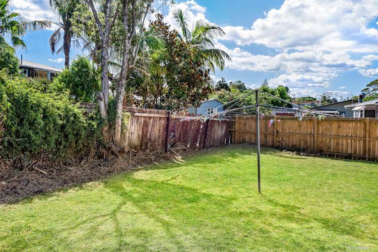 1/9 Bayside Avenue Te Atatu Peninsula_2