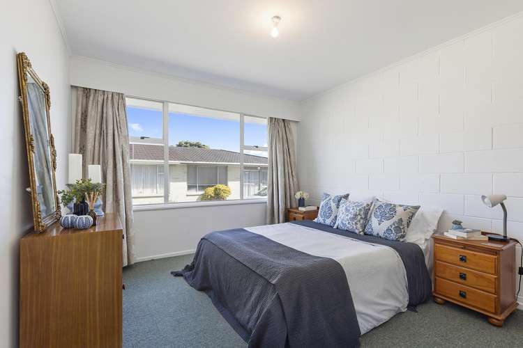 2/14 Jillet Street Titahi Bay_7