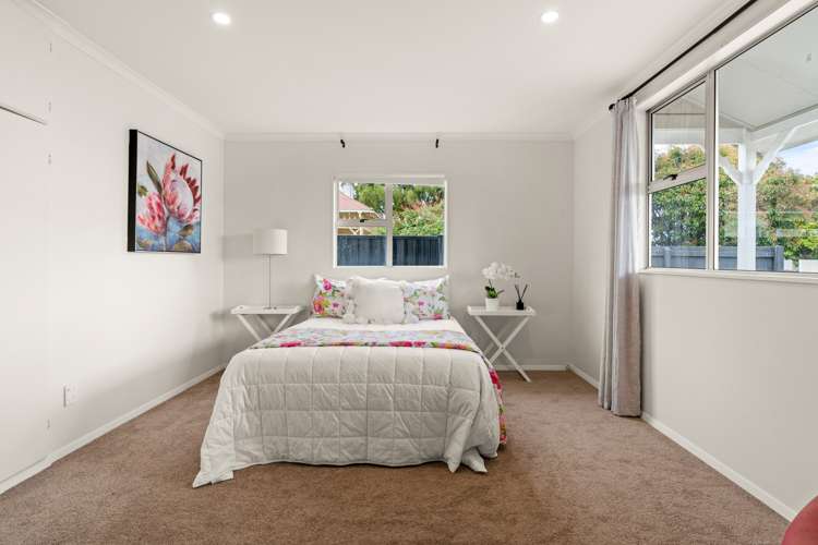 8 Thames Street Mosgiel_17