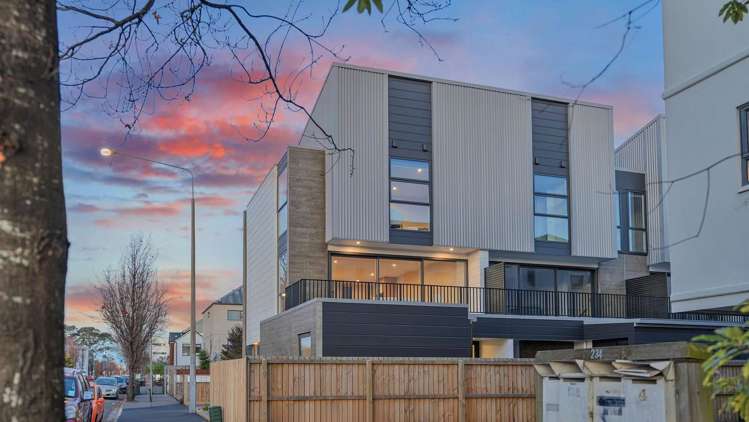 2/240 Worcester Street Christchurch Central_1