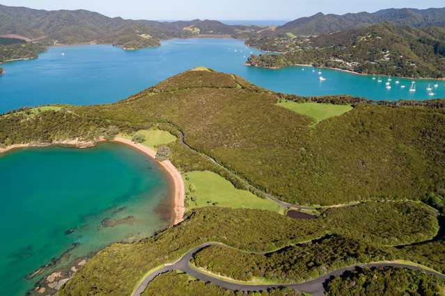 Omarino, Manawaora Road Russell_4