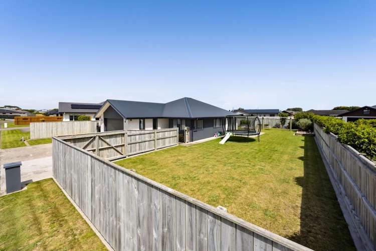 35 County Drive Hawera_25