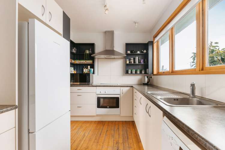 8a Short Street Otumoetai_9