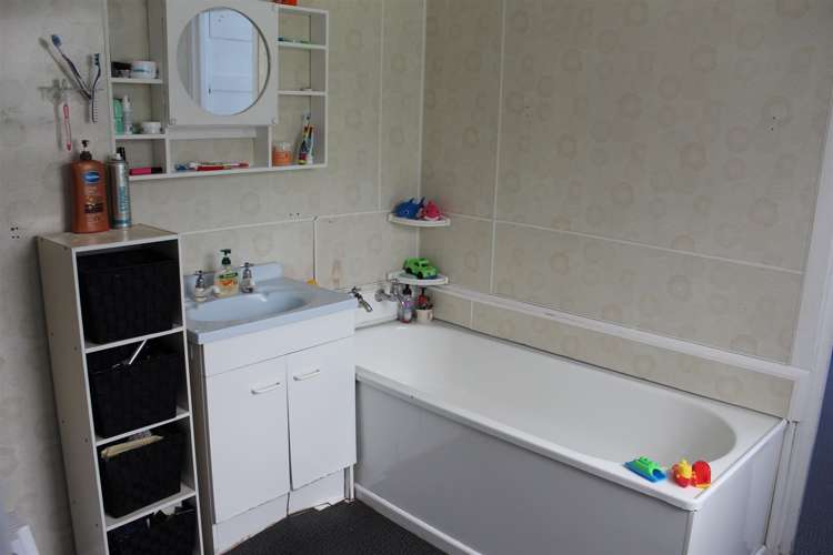 23 Christchurch Street Kaitangata_14