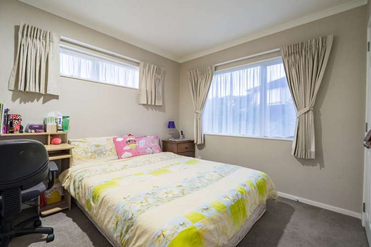 10 Woolaston Place Flat Bush_15