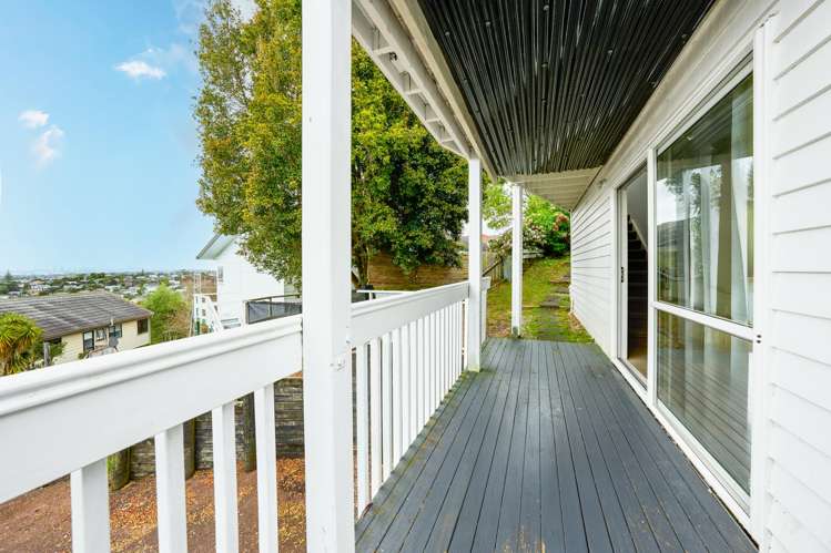 1A Highgrove Lane Totara Vale_16