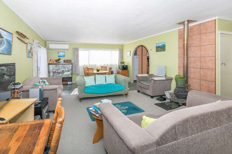 107 Cooper Drive Kawhia_6