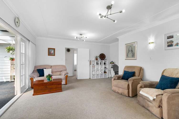 74 Kennedy Drive_4