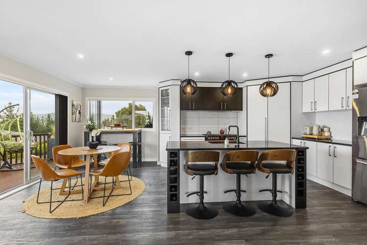 152 Endeavour Drive Whitby_8