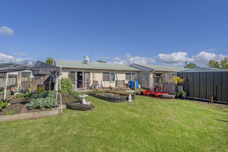 6 Joan Gaskell Drive Whitianga_4