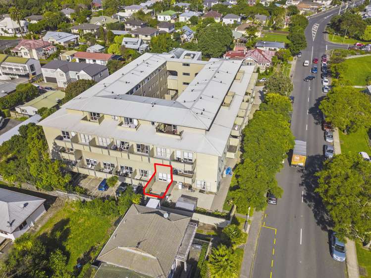 323/26 Morningside Drive Morningside_18