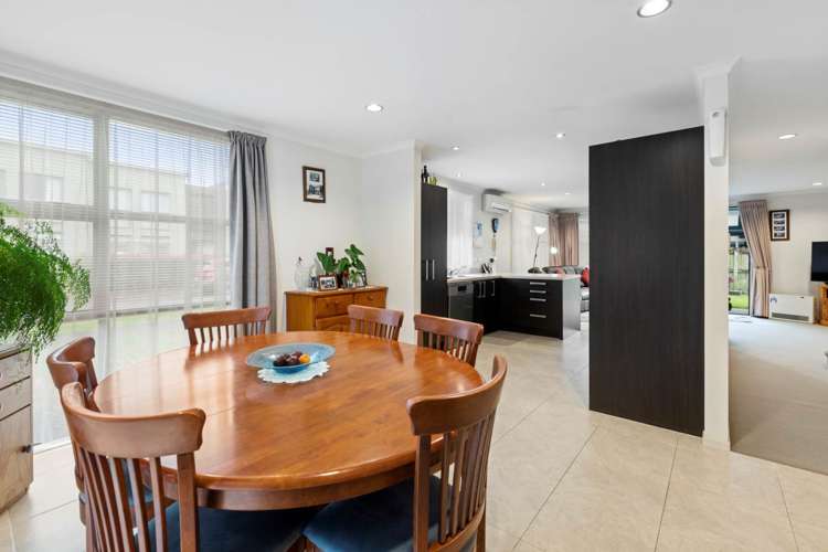 23 Zabeel Crescent Takanini_7