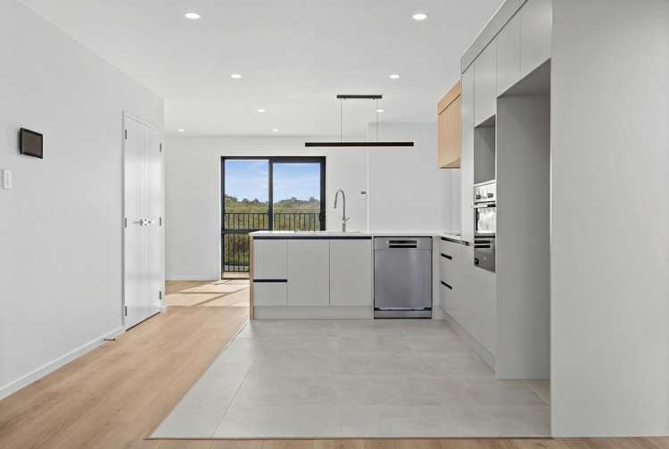 8 Harikoa Way Karaka_9
