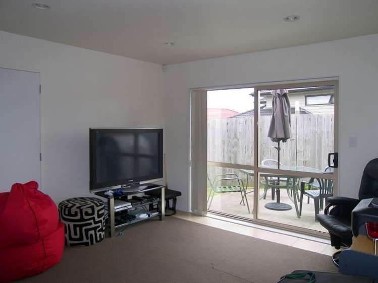 42 Keri Vista Rise Papakura_14