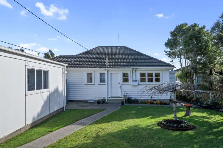 89 Ruahine Street Paraparaumu_16