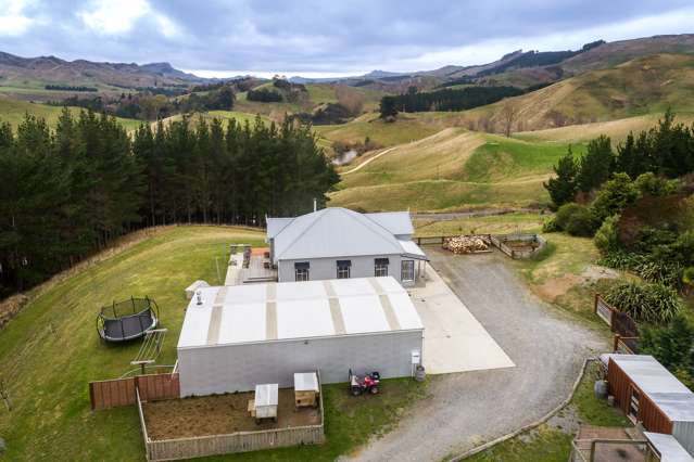 972 Kahuranaki Road Kahuranaki_1
