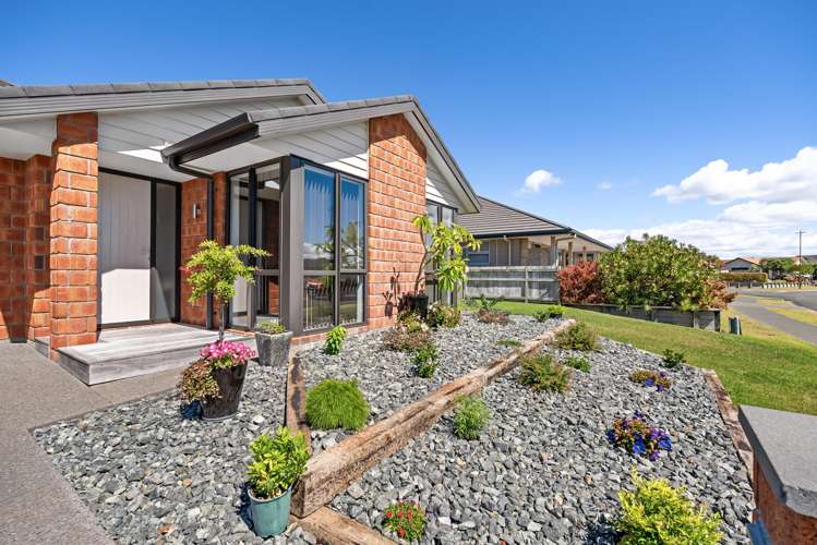 20 Kowi Lakes Drive One Tree Point_25