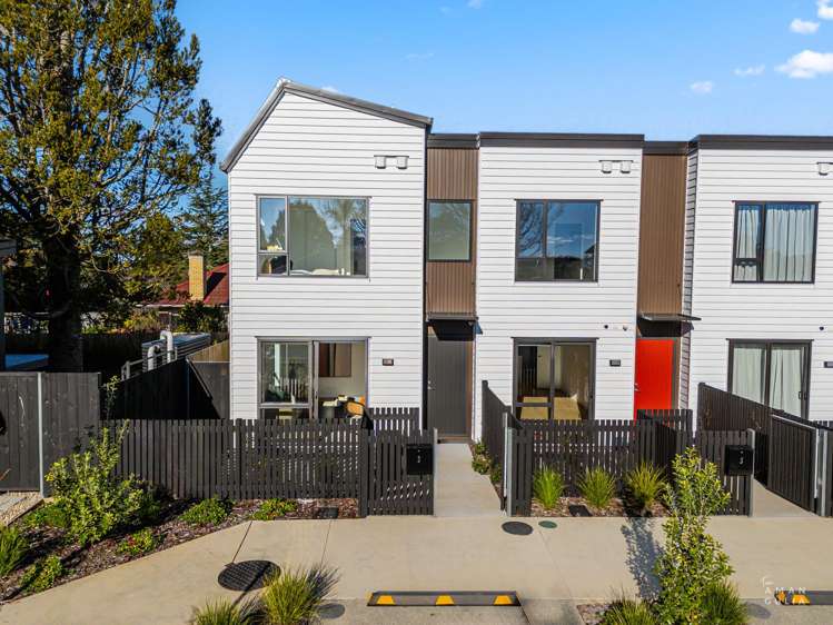 3 Isabella Lane Henderson_22