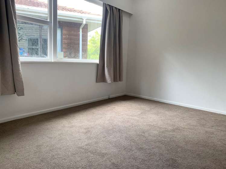 1/28 Camelot Place Glenfield_3