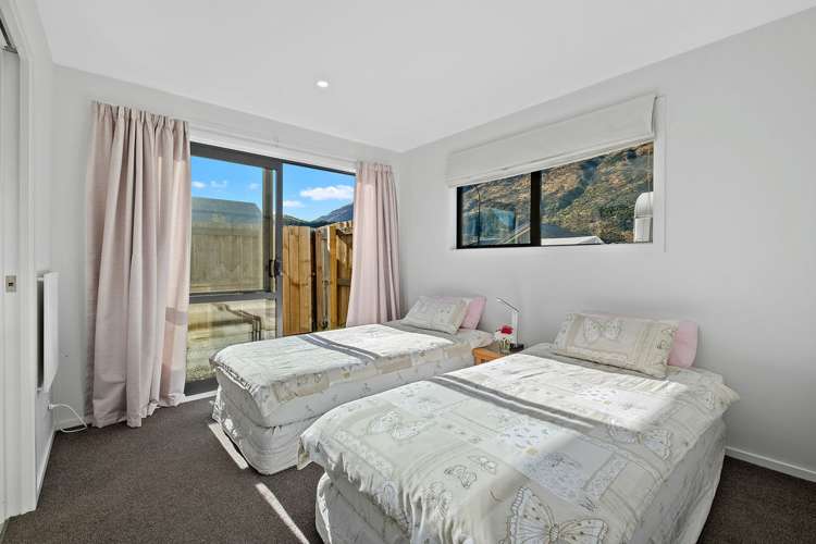 22 Regent Street Lower Shotover_12