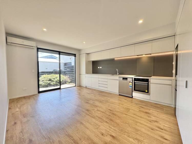 7/6 Waverley Street Sydenham_5