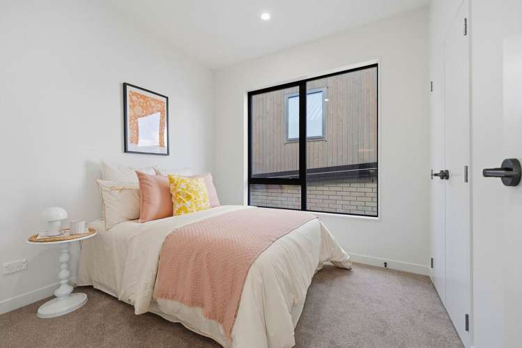 19 & 25 Wira Lane Silverdale_15
