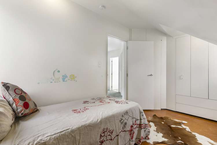 2/48 Stamford Park Road Mount Roskill_13