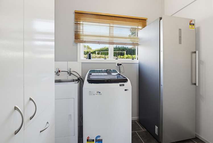 62 Tireti Road Titahi Bay_17