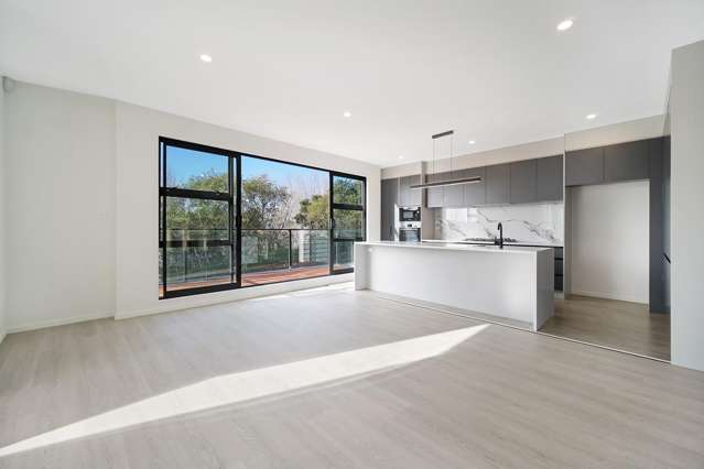 4 Pleasant Way 2267_2