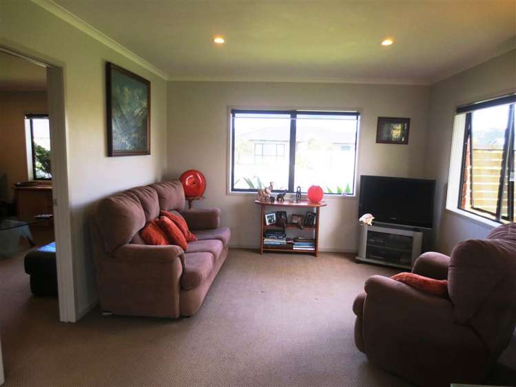 69 Cholmondeley Crescent Whitianga_6