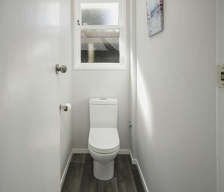 274 Seaview Road Stoke_12