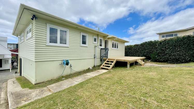 22b Kaipatiki Road Glenfield_2