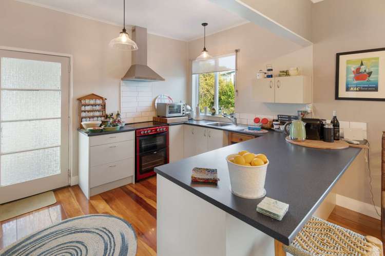 119 Weraroa Road Waverley_13