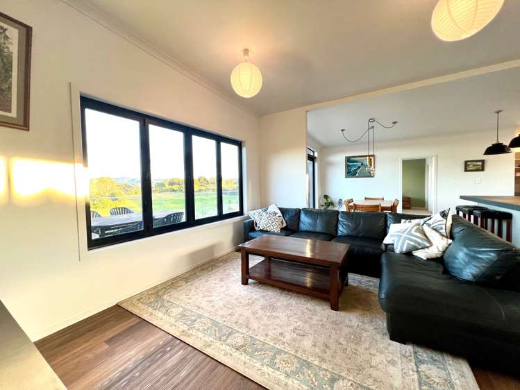 64 Greenslade Road Raglan_6