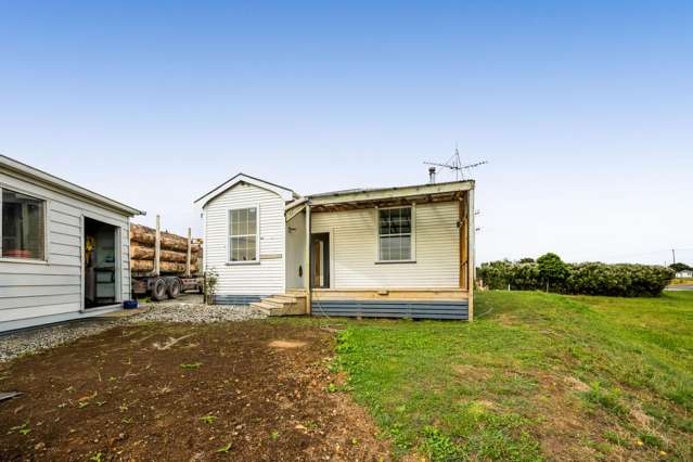 8-10 Egmont Street Normanby_1
