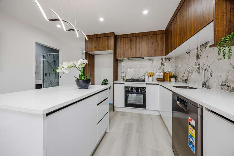 2/8 Arimu Road Papakura_5